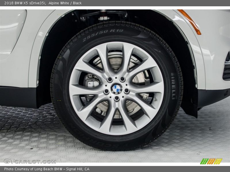 Alpine White / Black 2018 BMW X5 sDrive35i