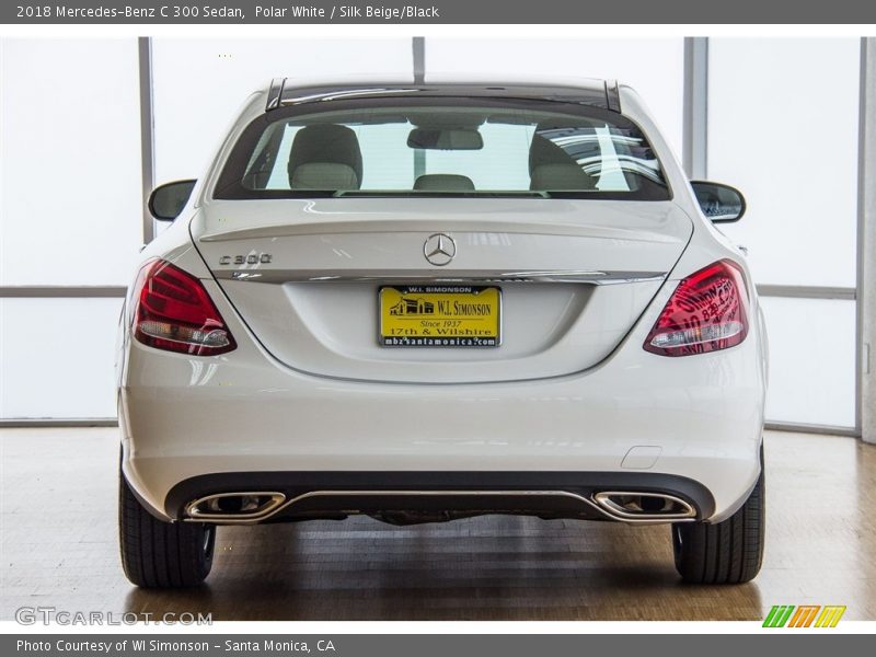Polar White / Silk Beige/Black 2018 Mercedes-Benz C 300 Sedan