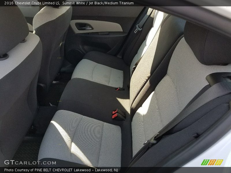 Summit White / Jet Black/Medium Titanium 2016 Chevrolet Cruze Limited LS