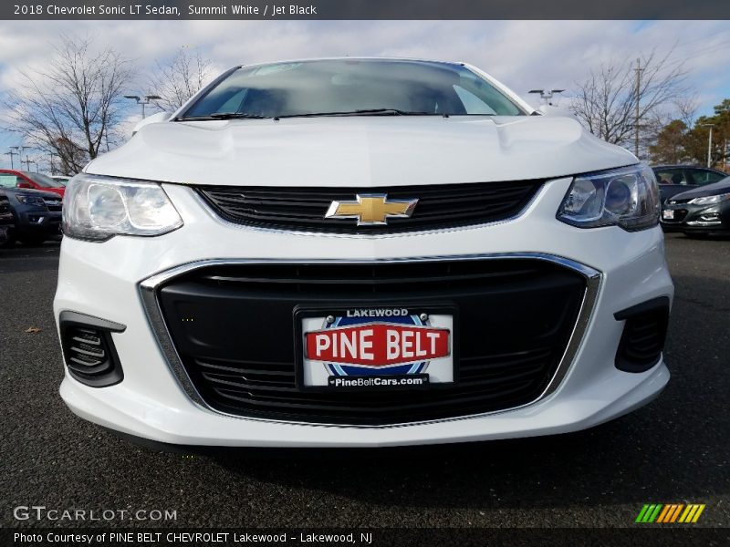 Summit White / Jet Black 2018 Chevrolet Sonic LT Sedan