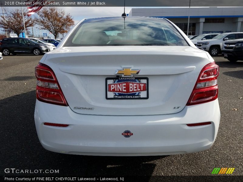 Summit White / Jet Black 2018 Chevrolet Sonic LT Sedan