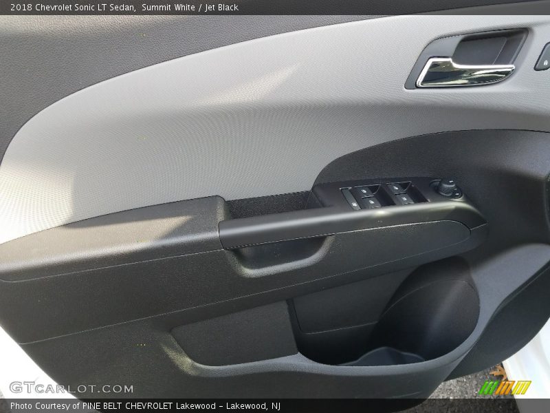 Summit White / Jet Black 2018 Chevrolet Sonic LT Sedan