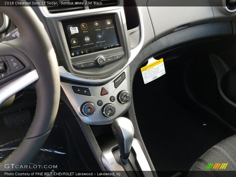 Summit White / Jet Black 2018 Chevrolet Sonic LT Sedan