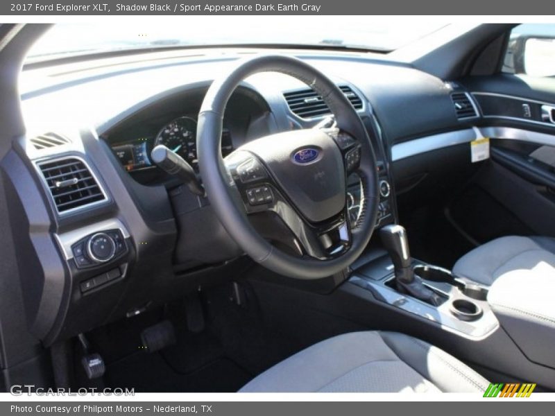 Shadow Black / Sport Appearance Dark Earth Gray 2017 Ford Explorer XLT