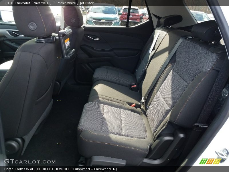 Summit White / Jet Black 2018 Chevrolet Traverse LS
