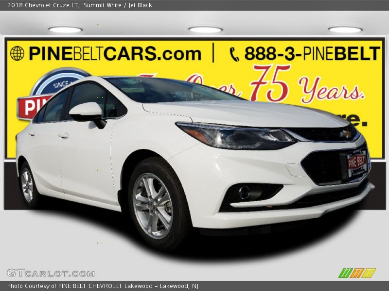 Summit White / Jet Black 2018 Chevrolet Cruze LT