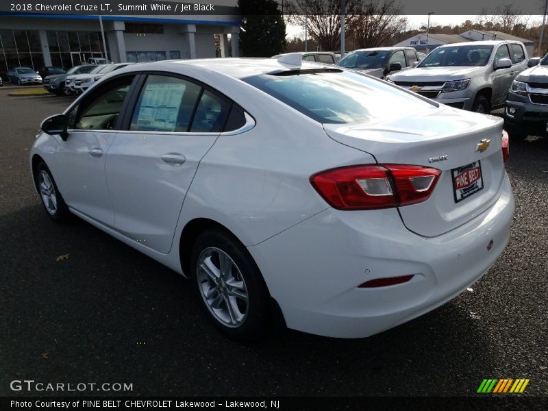 Summit White / Jet Black 2018 Chevrolet Cruze LT