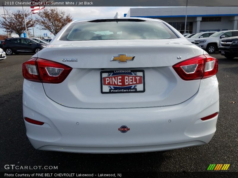 Summit White / Jet Black 2018 Chevrolet Cruze LT