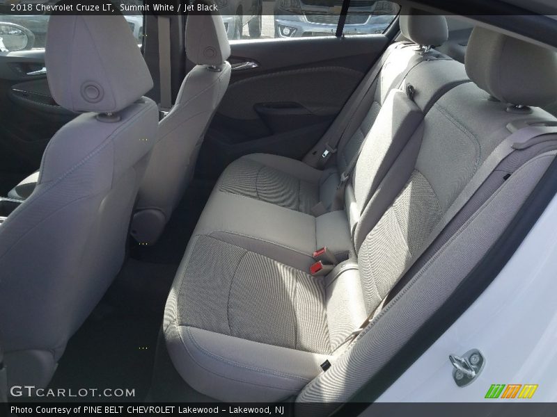 Summit White / Jet Black 2018 Chevrolet Cruze LT
