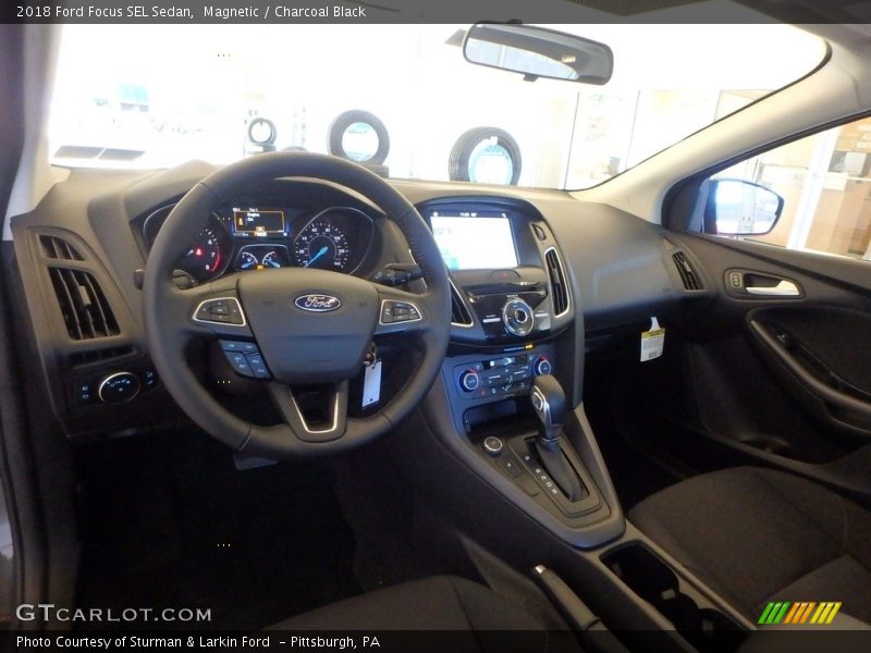 Magnetic / Charcoal Black 2018 Ford Focus SEL Sedan