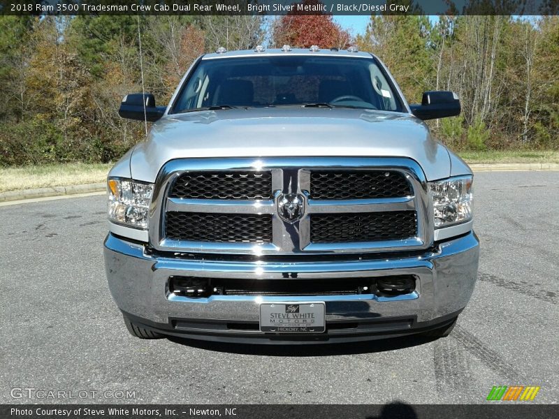 Bright Silver Metallic / Black/Diesel Gray 2018 Ram 3500 Tradesman Crew Cab Dual Rear Wheel