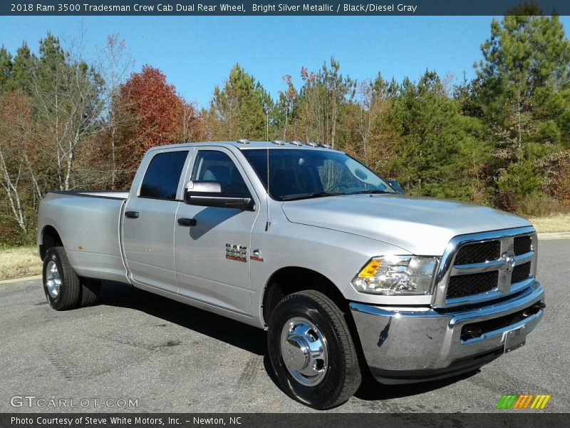 Bright Silver Metallic / Black/Diesel Gray 2018 Ram 3500 Tradesman Crew Cab Dual Rear Wheel