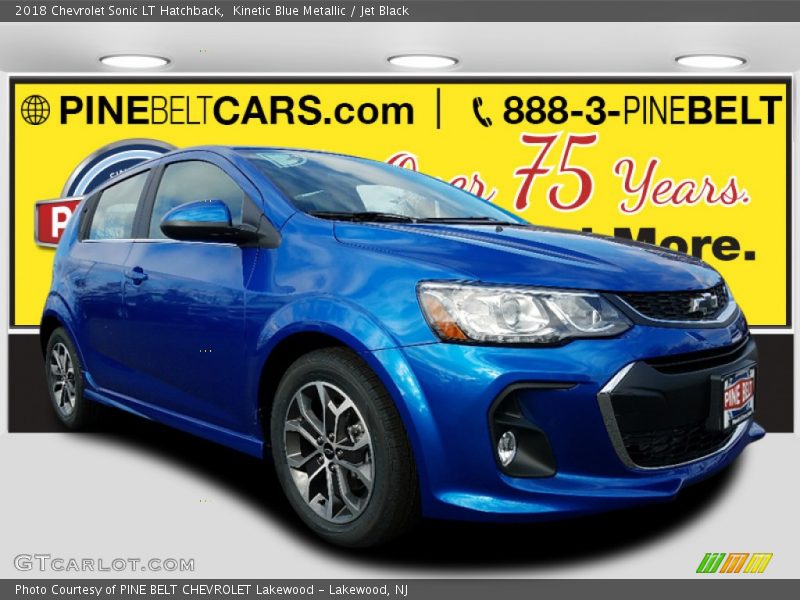 Kinetic Blue Metallic / Jet Black 2018 Chevrolet Sonic LT Hatchback