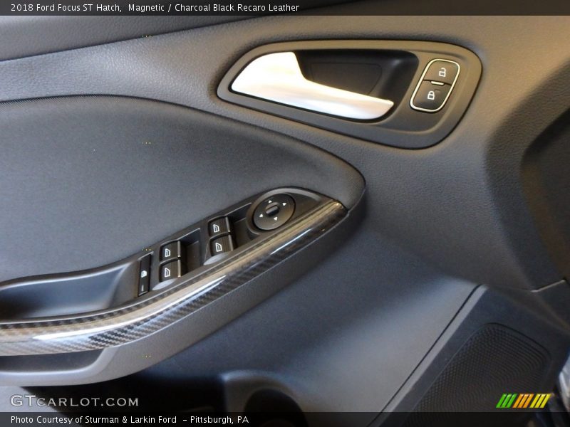 Door Panel of 2018 Focus ST Hatch