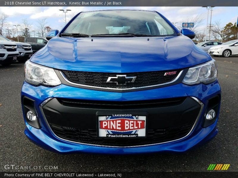 Kinetic Blue Metallic / Jet Black 2018 Chevrolet Sonic LT Hatchback