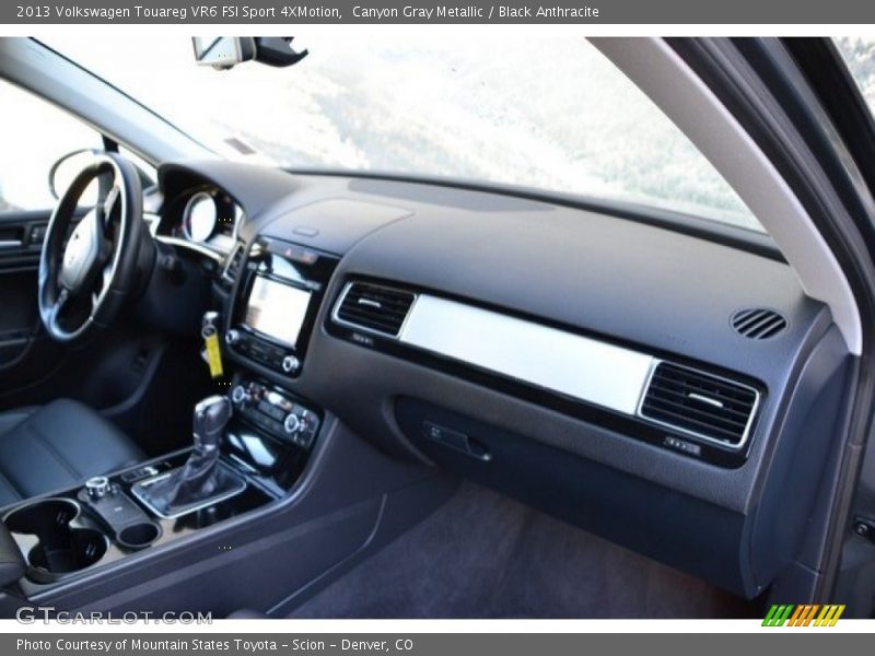 Canyon Gray Metallic / Black Anthracite 2013 Volkswagen Touareg VR6 FSI Sport 4XMotion