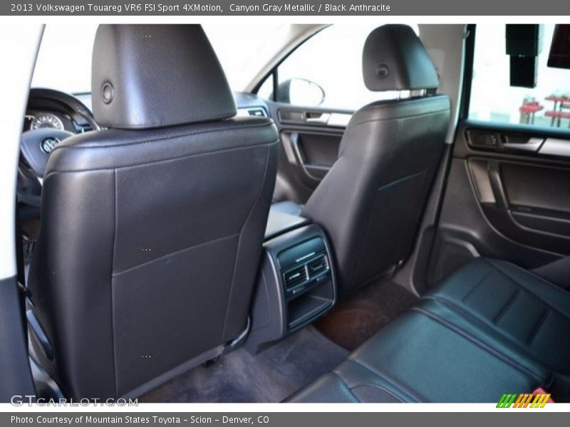 Canyon Gray Metallic / Black Anthracite 2013 Volkswagen Touareg VR6 FSI Sport 4XMotion