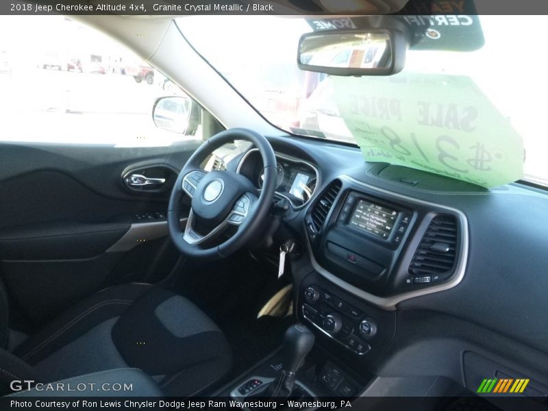 Granite Crystal Metallic / Black 2018 Jeep Cherokee Altitude 4x4