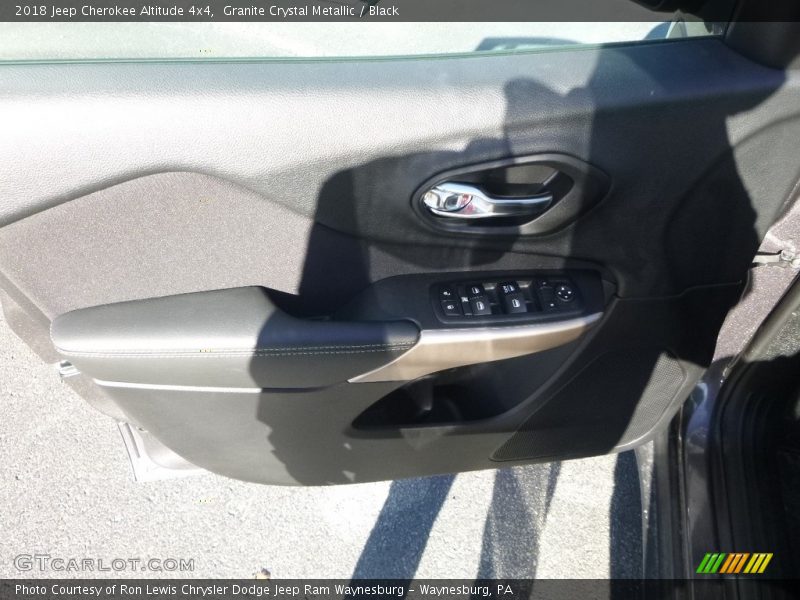 Granite Crystal Metallic / Black 2018 Jeep Cherokee Altitude 4x4