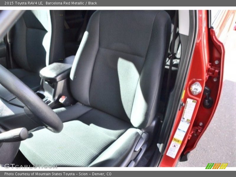 Barcelona Red Metallic / Black 2015 Toyota RAV4 LE