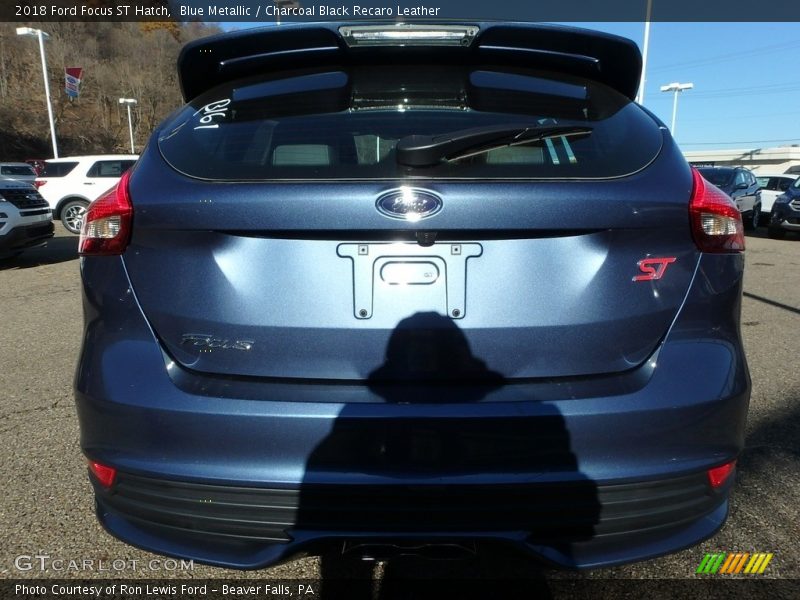 Blue Metallic / Charcoal Black Recaro Leather 2018 Ford Focus ST Hatch