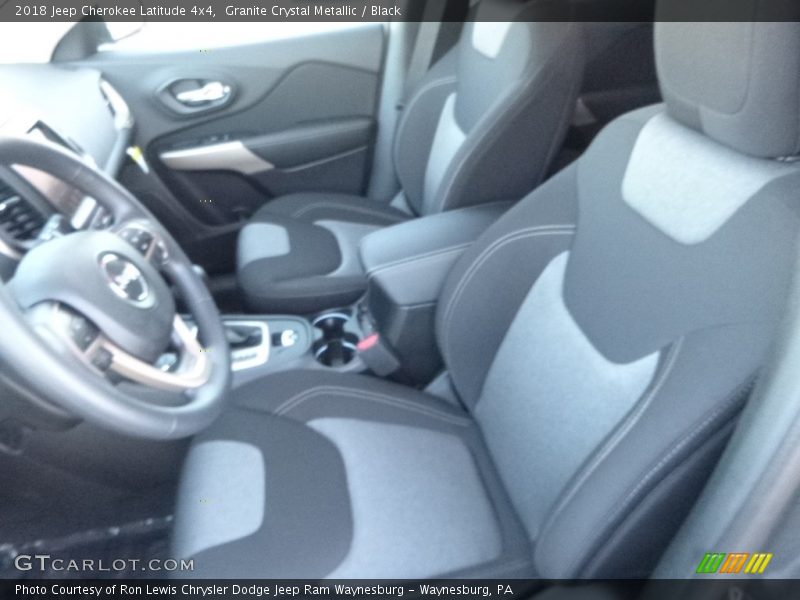 Granite Crystal Metallic / Black 2018 Jeep Cherokee Latitude 4x4