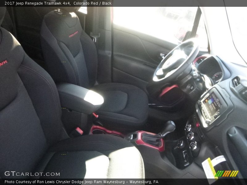 Colorado Red / Black 2017 Jeep Renegade Trailhawk 4x4