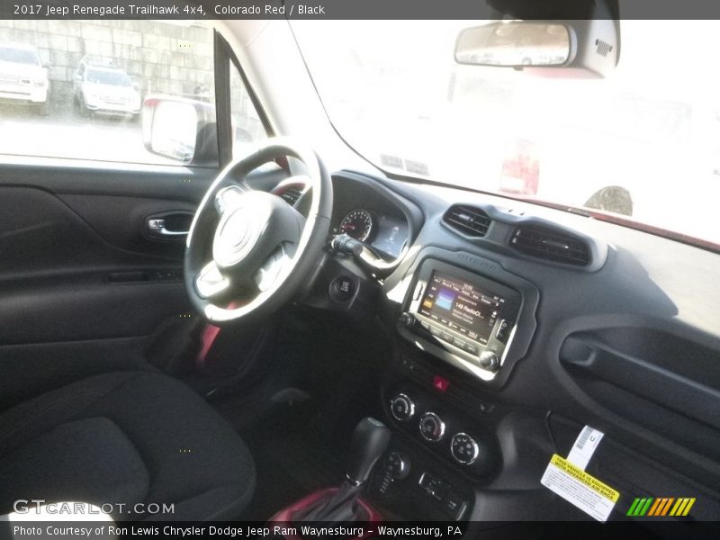 Colorado Red / Black 2017 Jeep Renegade Trailhawk 4x4