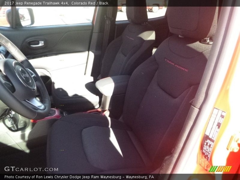 Colorado Red / Black 2017 Jeep Renegade Trailhawk 4x4