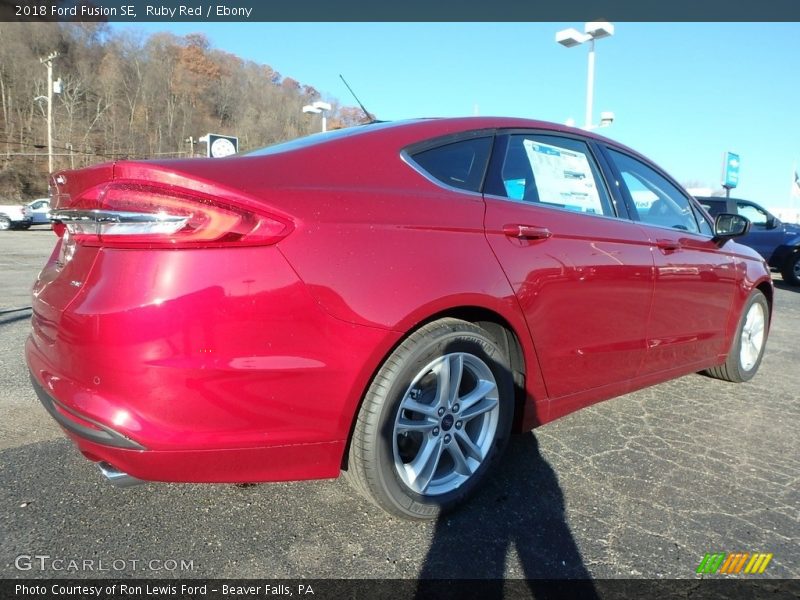 Ruby Red / Ebony 2018 Ford Fusion SE