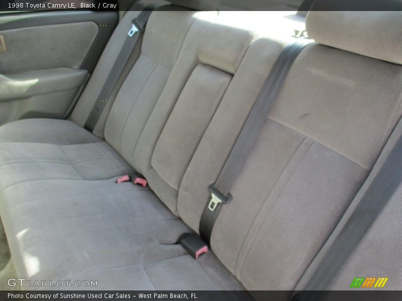 Black / Gray 1998 Toyota Camry LE