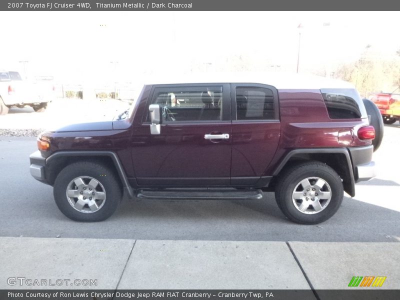 Titanium Metallic / Dark Charcoal 2007 Toyota FJ Cruiser 4WD