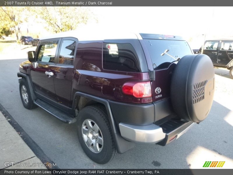 Titanium Metallic / Dark Charcoal 2007 Toyota FJ Cruiser 4WD