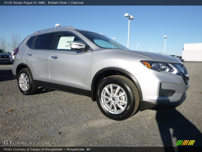 Front 3/4 View of 2018 Rogue SV AWD