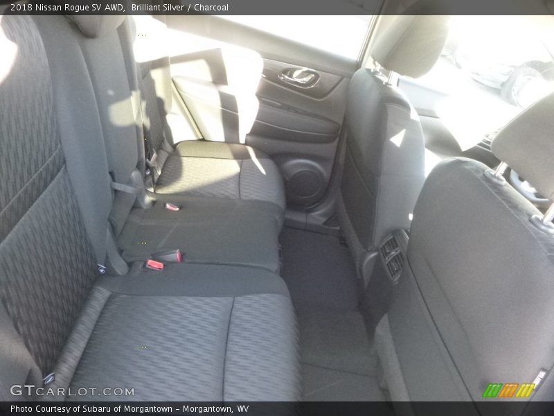 Brilliant Silver / Charcoal 2018 Nissan Rogue SV AWD