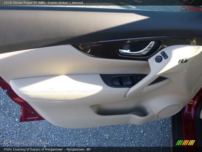Door Panel of 2018 Rogue SV AWD