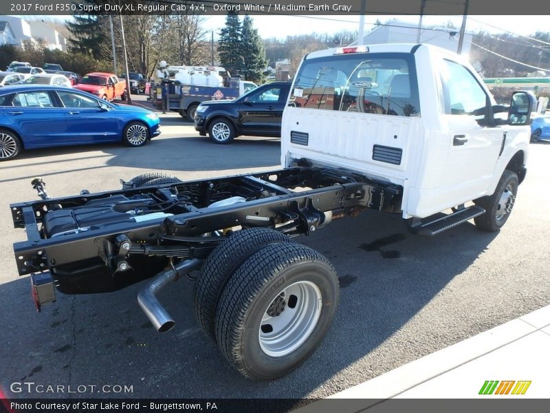 Oxford White / Medium Earth Gray 2017 Ford F350 Super Duty XL Regular Cab 4x4