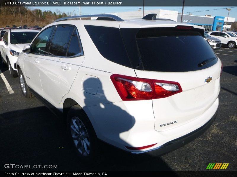 Iridescent Pearl Tricoat / Jet Black 2018 Chevrolet Equinox LT AWD