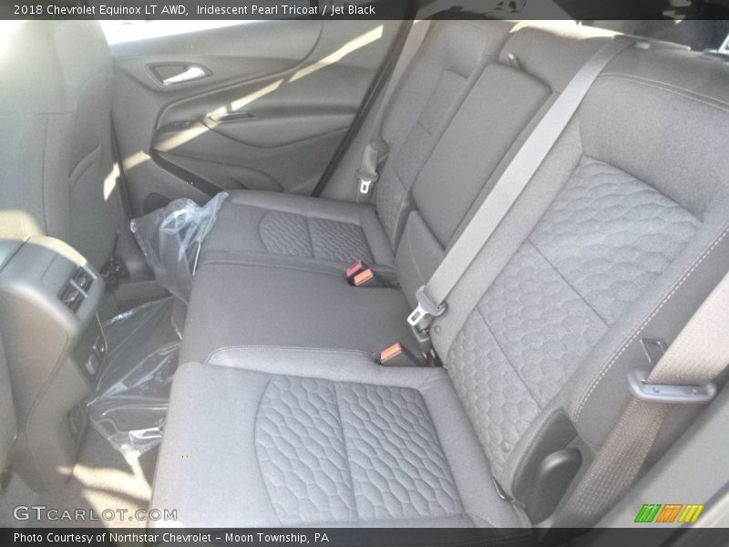 Iridescent Pearl Tricoat / Jet Black 2018 Chevrolet Equinox LT AWD
