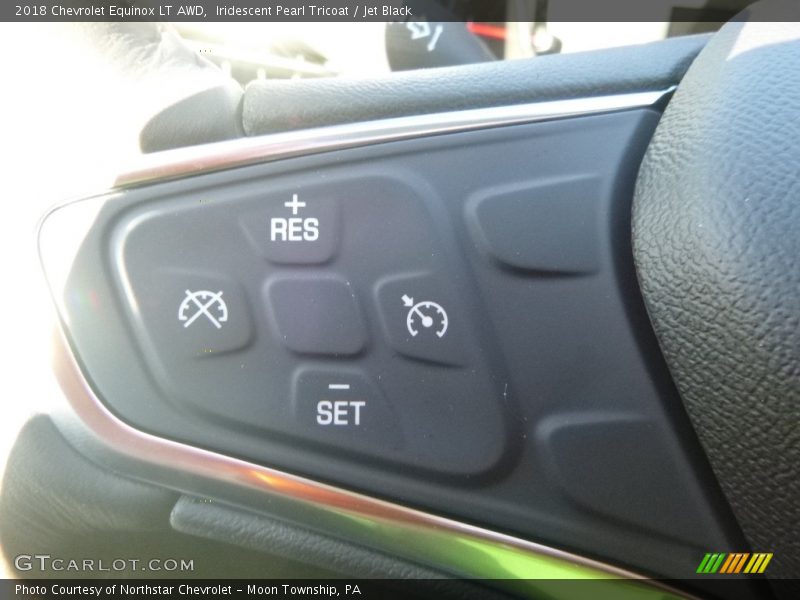 Iridescent Pearl Tricoat / Jet Black 2018 Chevrolet Equinox LT AWD