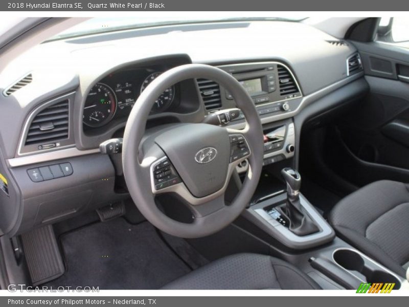 Quartz White Pearl / Black 2018 Hyundai Elantra SE