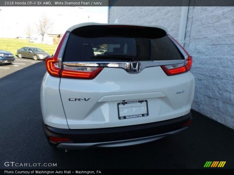 White Diamond Pearl / Ivory 2018 Honda CR-V EX AWD