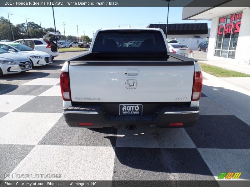 White Diamond Pearl / Black 2017 Honda Ridgeline RTL AWD