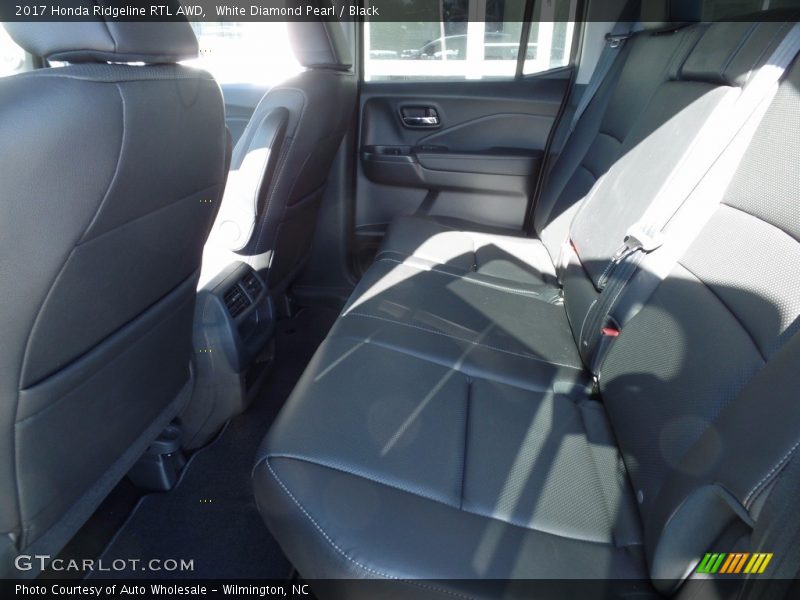 White Diamond Pearl / Black 2017 Honda Ridgeline RTL AWD