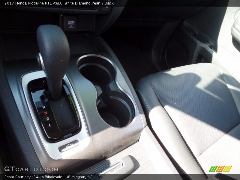 White Diamond Pearl / Black 2017 Honda Ridgeline RTL AWD