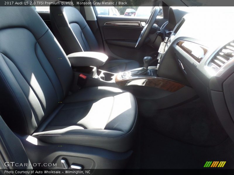 Monsoon Gray Metallic / Black 2017 Audi Q5 2.0 TFSI Premium quattro