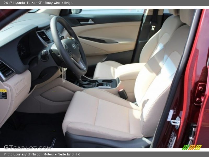 Ruby Wine / Beige 2017 Hyundai Tucson SE