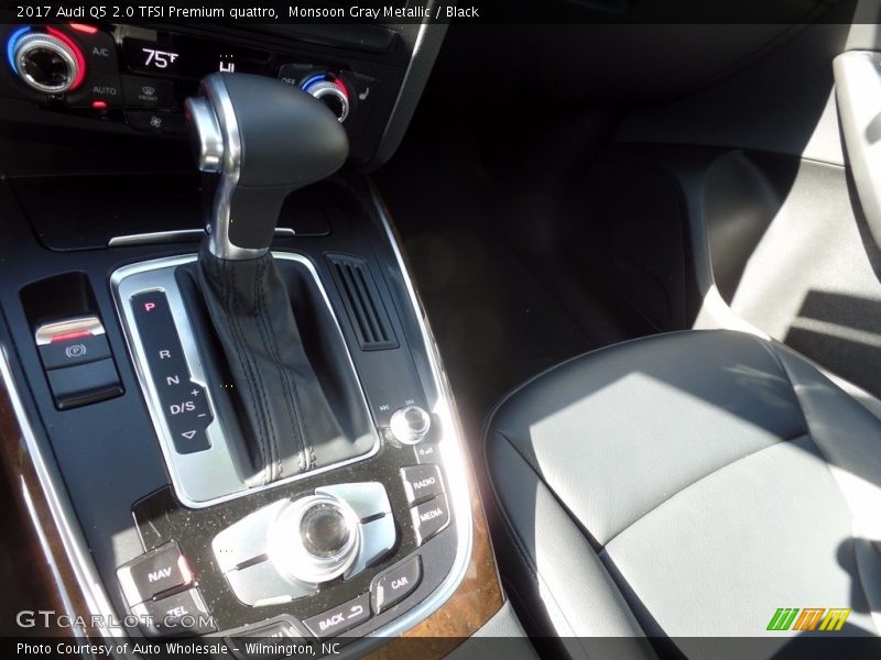 Monsoon Gray Metallic / Black 2017 Audi Q5 2.0 TFSI Premium quattro