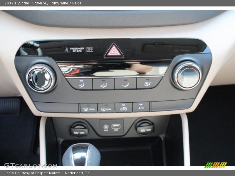 Ruby Wine / Beige 2017 Hyundai Tucson SE