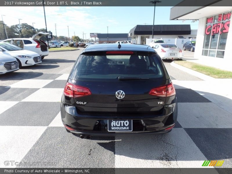 Black / Titan Black 2017 Volkswagen Golf 4 Door 1.8T S